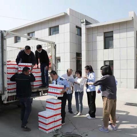 以购代捐助力乡村振兴再起航 小小葡萄串起美好生活新篇章