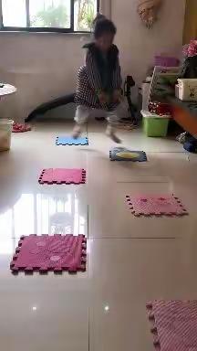 居家抗疫， 快乐每一天