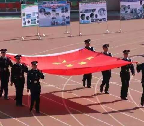长白朝鲜族自治县启正公路养护工程有限公司参加交通运输局组织的“迎国庆70周年.养路员工节”职工趣味运动会