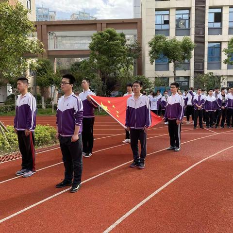 剑指六月战歌起 乐观自信创奇迹