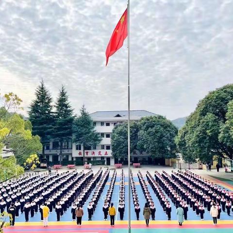 教研花开，馨香满怀———记祖师殿镇水田庄学校理科教师比武活动