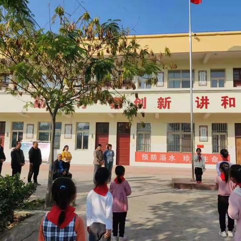 九九重阳节爱在行动良相中心小学