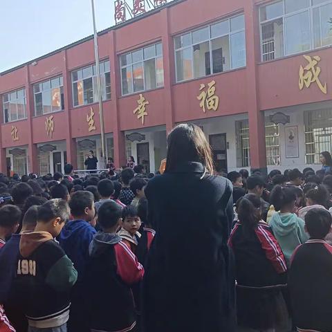 彩霞满天的美篇