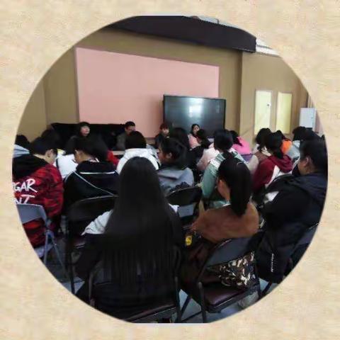 18学前教育学生在实验小学附属幼儿园为期一周的见习活动