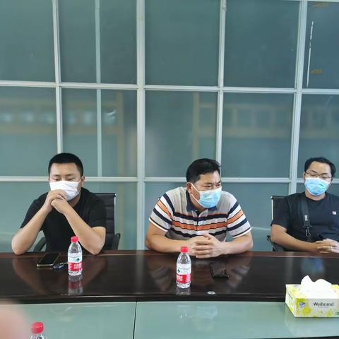 海口市综合行政执法局海洋和渔业行政执法支队召开渔民安全生产约谈会