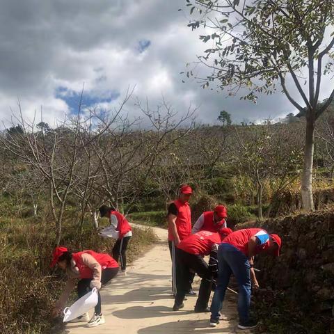 法古苴明德小学开展“校园周边环境整治”志愿者服务活动