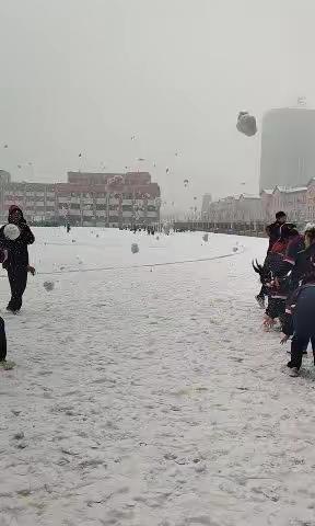 雪落世间，我心温暖——崇德1班