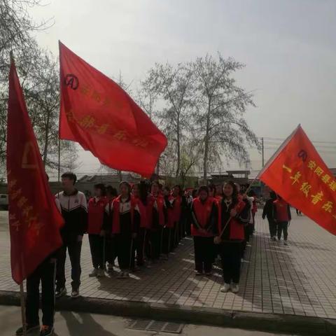 三月春风温暖心田     学习雷锋爱心无限             ———17音实和18音1班雷锋月活动