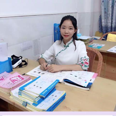 一只粉笔两袖清风，三尺讲台四季耕耘