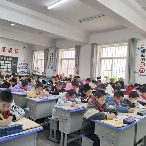 “快乐书写，展我风采”——华亭市实验小学三年级英语书写大赛