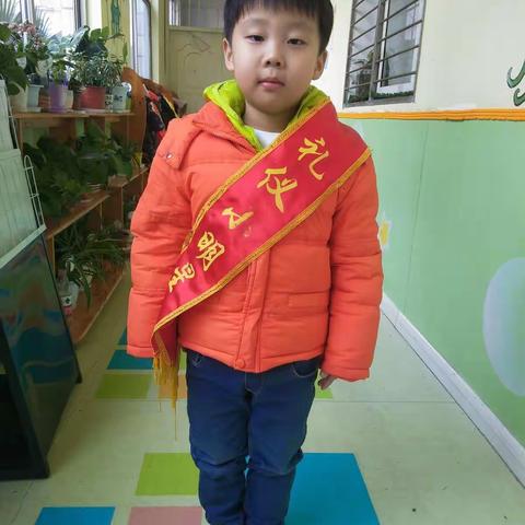 致文化路许慎幼儿园朵朵二班张尹龙宝贝：