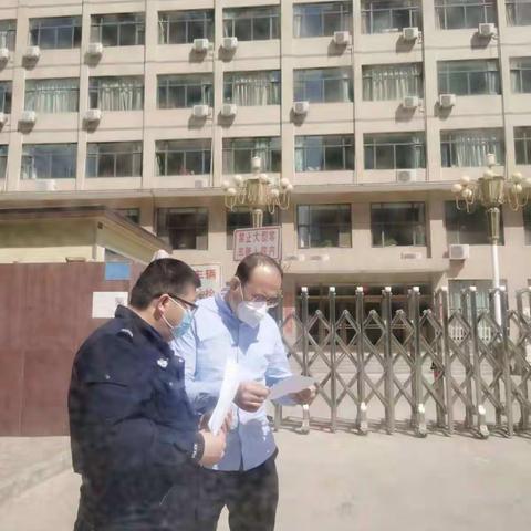 开发区派出所主动进企业为流动人员办理居住证获赞誉