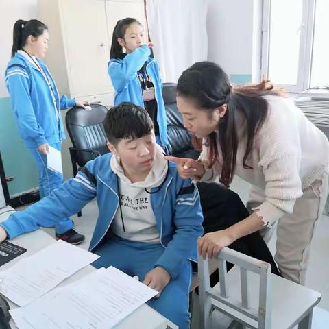 讷河五中 校园广播