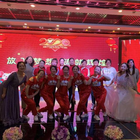 停课不停工作，步步高老师一直在“前行”路上……