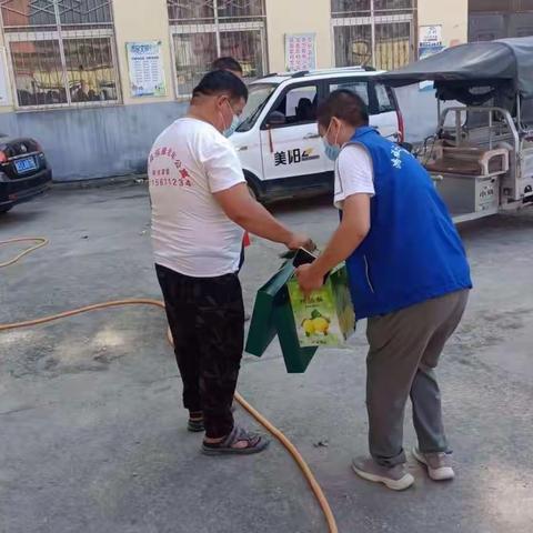 中秋慰问送真情 浓浓关怀暖人心