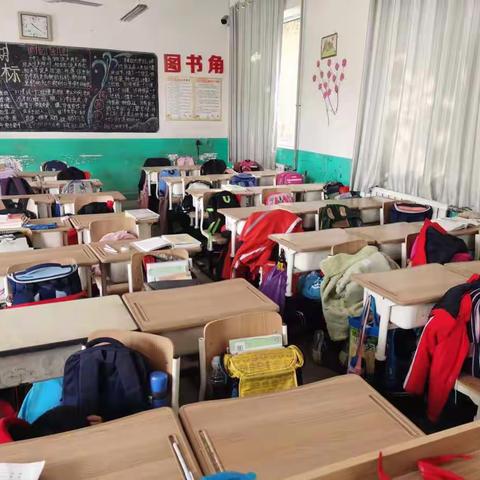 沙口小学10.25地震疏散演练活动