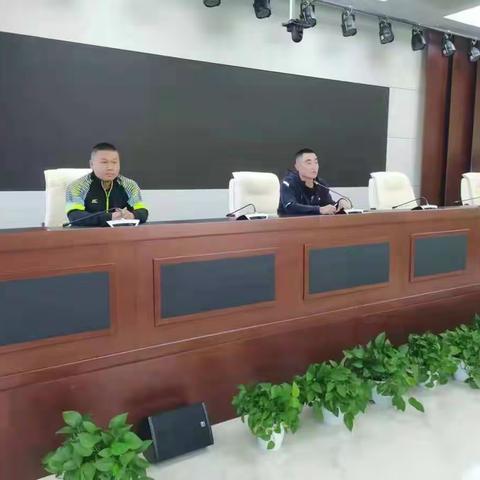 巡特警支队驻监委工作组召开全体会议