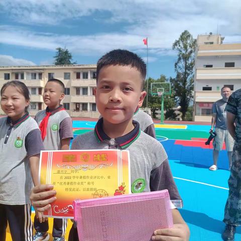 竹校301快报：叮咚～请叫我三年级！