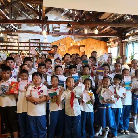 书香伴我成长——开封市大厅门小学五一班实践活动