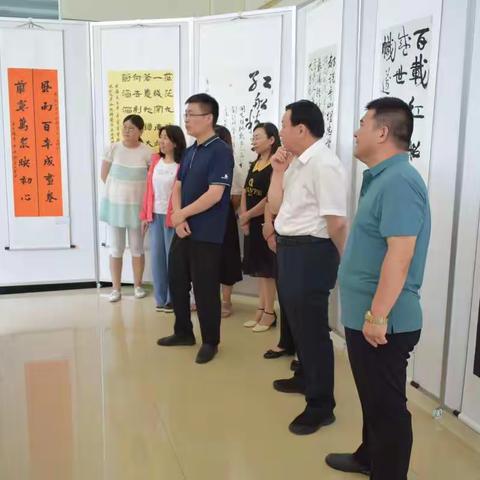 运城市档案馆党支部组织全体党员参观全市组织系统“党史百年  水墨组工”书画摄影作品展