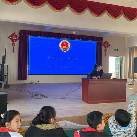 携手关爱，检护明天——沿陂小学2021年法制进校园活动