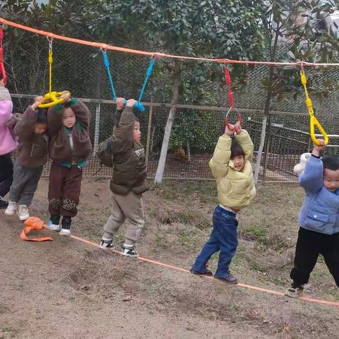 东升幼儿园中一班第一周生活剪影