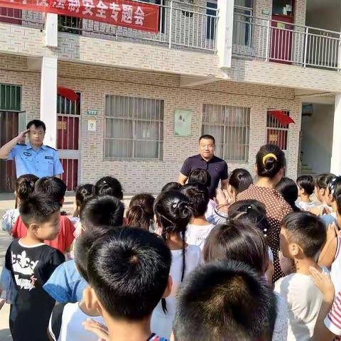 法治进校园 安全伴我行一一一古贤镇隆河学校法治教育报告会