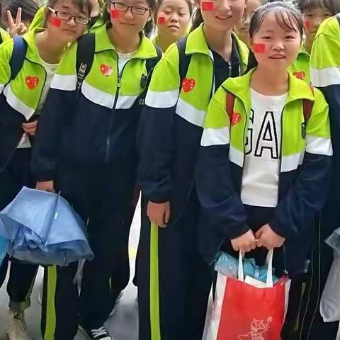 礼泉二中高二（13）班“励志点亮人生，拼搏成就梦想”中期质量分析与学法指导会