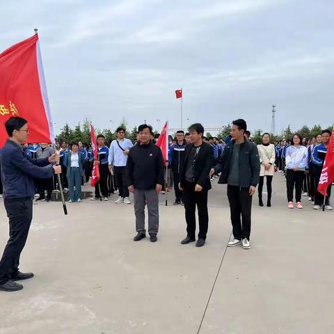 劳动砺心志，实践助成长——记礼泉县第二中学高二年级综合实践活动