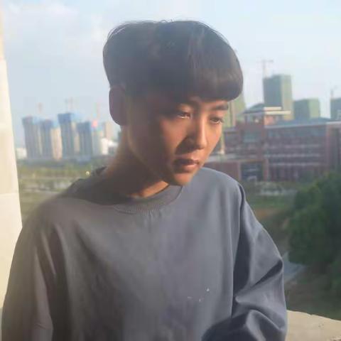 李千禧