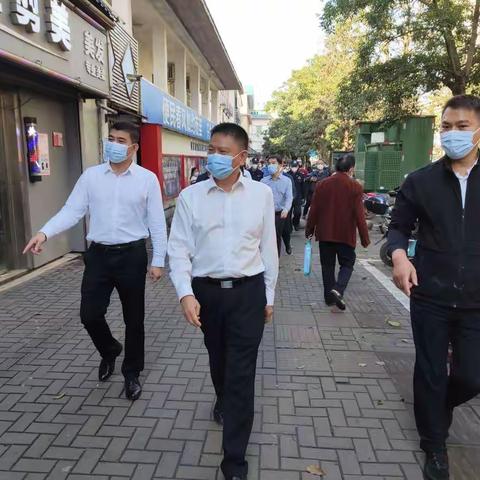 市政府杜欣能副秘书长带队开展烟花爆竹违法销售、储存现场检查