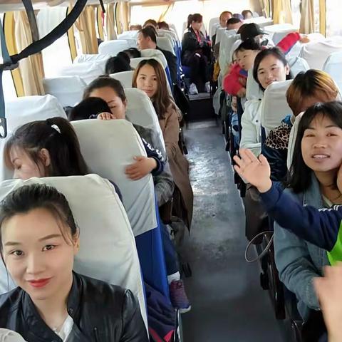 ”孩子的心，我们的梦”                                                ——龙海幼儿园2019年春游