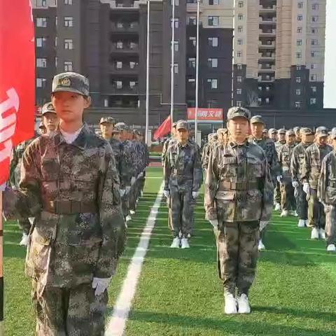 今日头条‖【七九少年 勇往直前】精彩军训   感动瞬间