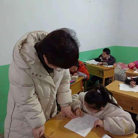 做一个快乐的勃小人！                    ——古绛中心校勃村小学教学工作纪实