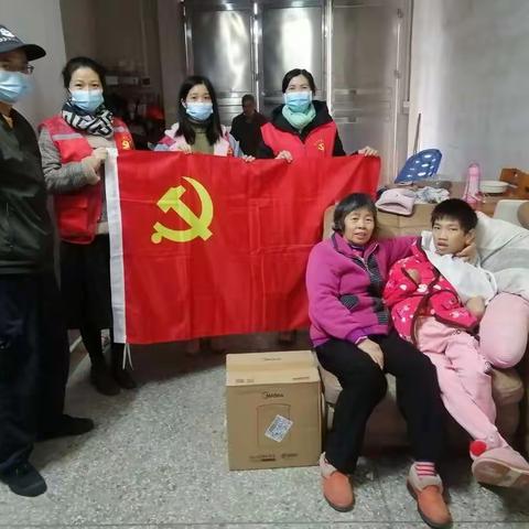 关爱弱势群体，寒冬送暖