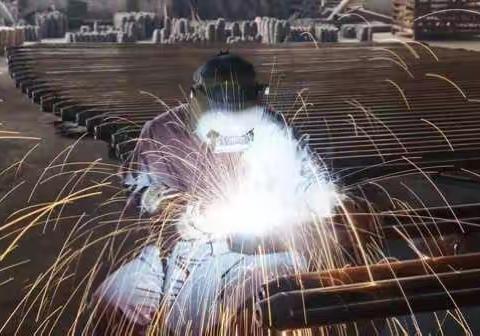 建筑公司台山BOP土建项目部以“大干第四季度、冲刺年度目标---以优异成绩向公司六十周年献礼”