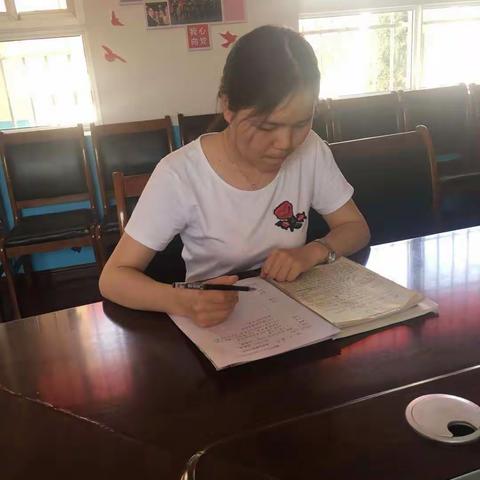 三有五环效果好    数学教研共提高       ——邙岭二中数学组教研活动