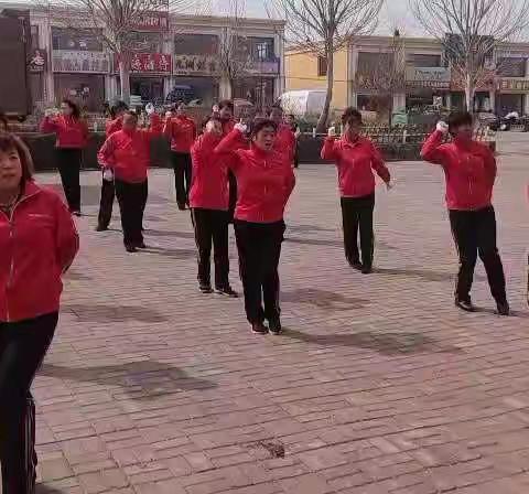 永平社区 广场舞《没有共产党就没有新中国》