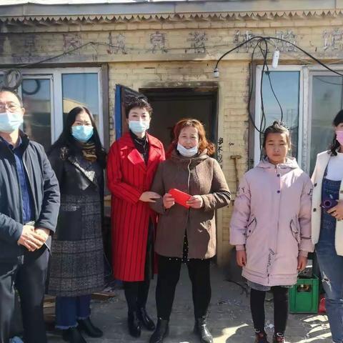 爱心捐助   情暖校园