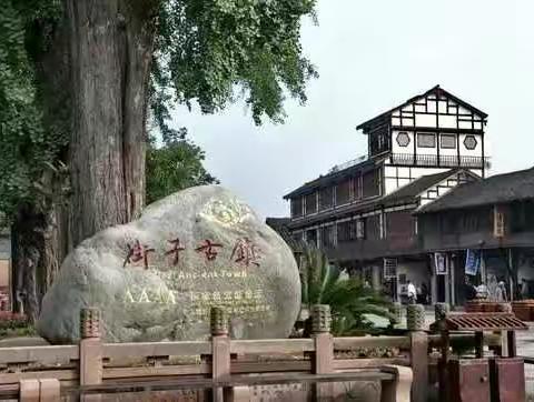 九寨隆康知青小聚掠影
