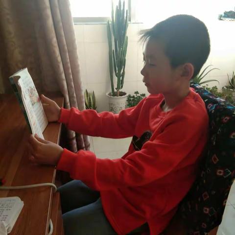 我读书   我快乐    东街小学三（5）班   陆林帅