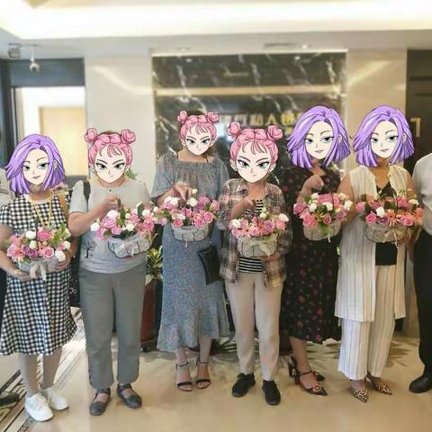 东河支行举办“花样生活、因你精彩”主题插花沙龙活动