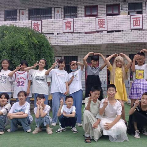 难忘童年，难忘小学——龙泉中心小学六一班毕业联欢会