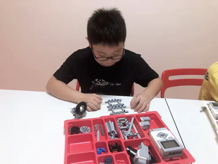 接码机器人插件怎么用的视频