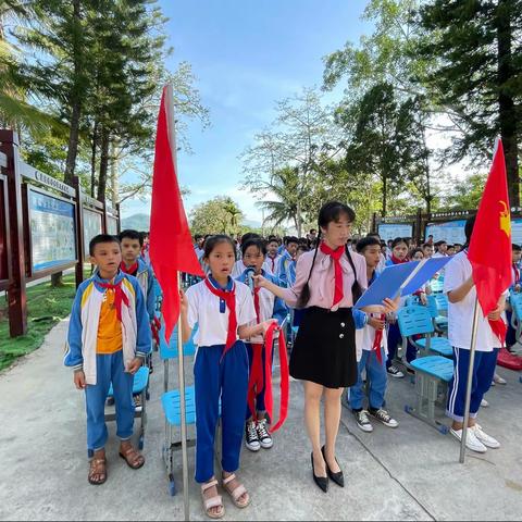 “快乐童年 趣味六一”——加钗中心小学庆六一活动