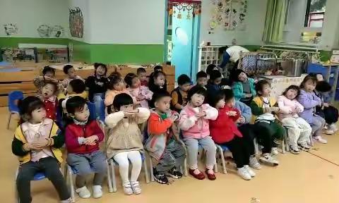 首创天赋幼儿园“童心传承、孝心润心”小二班四月活动分享