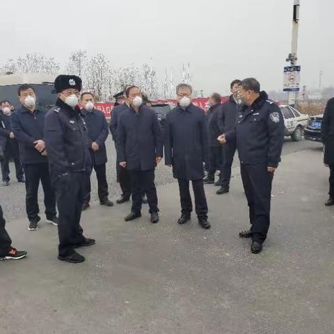 市委常委县委书记卢健、县长樊中青深入高速魏县口督导检查疫情防控工作