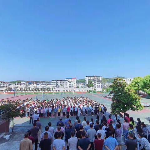 礼赞教师节，浓浓尊师意