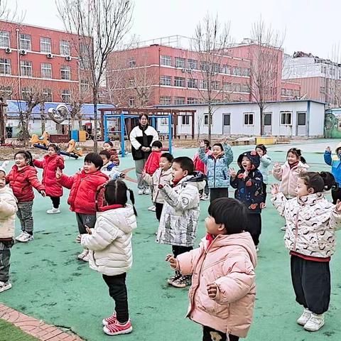 好玩的摇摇屋