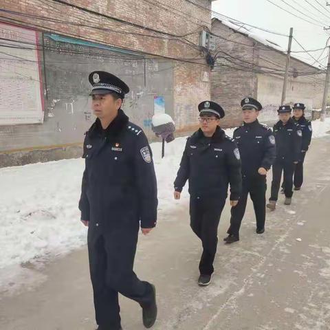 长子县公安局常张派出所“百警千人巡防行动”